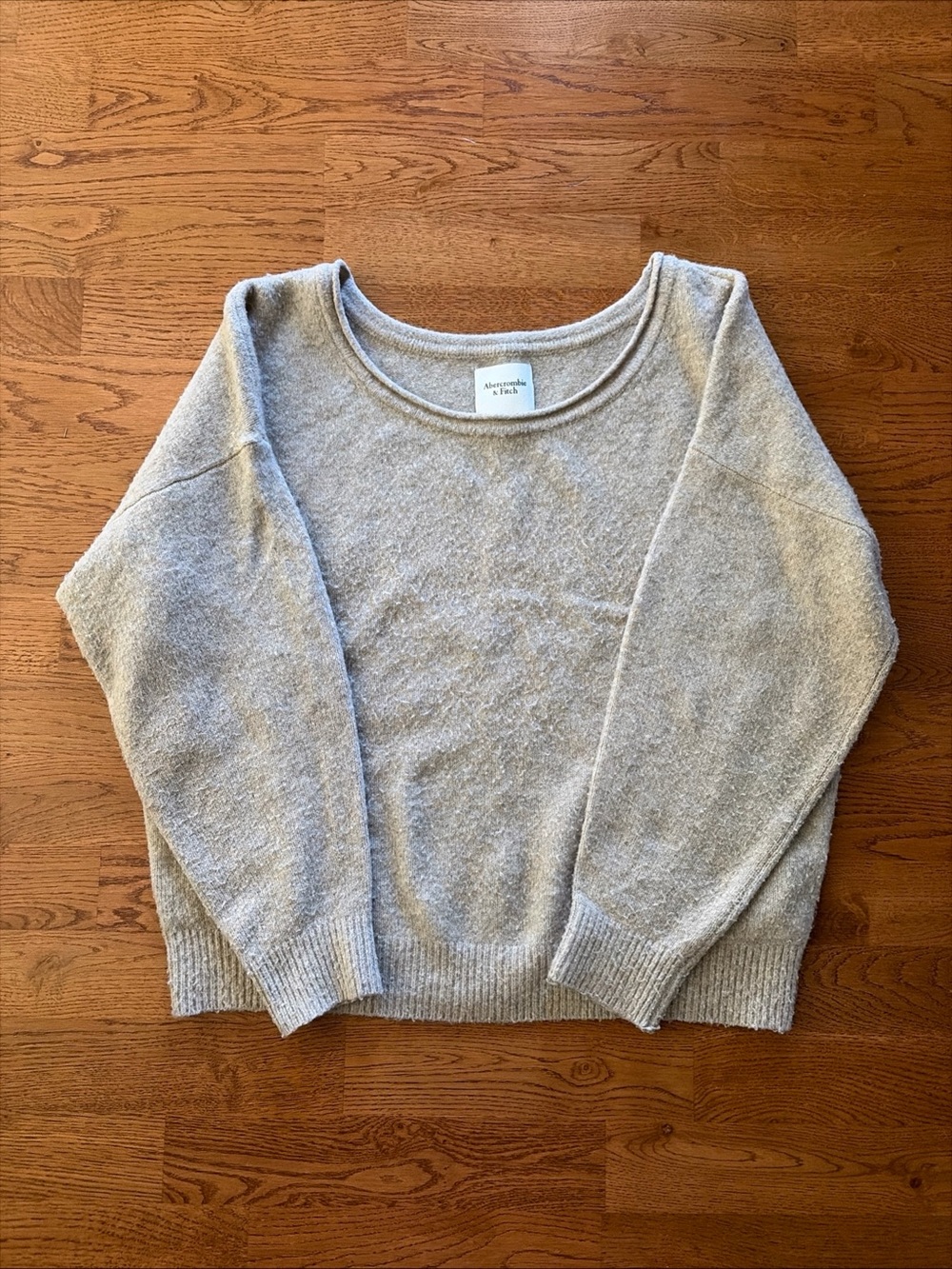 Abercrombie Sweater Knit Women M Soft Dolman Sleeve Tan Beige Cozy Wide Scoop